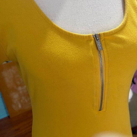 Guess Marigold Scoop Neck and Zippered Front Knit Blouse, Large - Picture 8 of 8